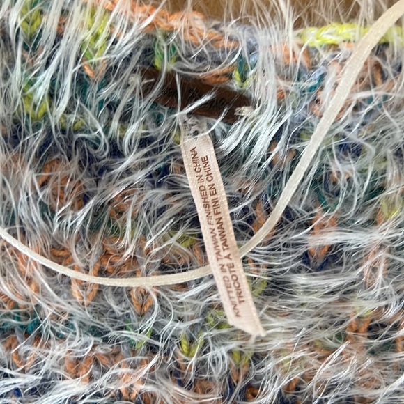 FREE PEOPLE sweater - Picture 4 of 4